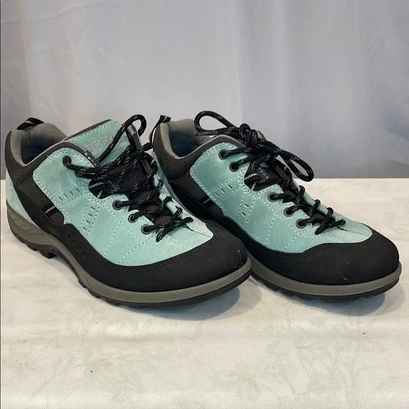 Ecco | Shoes | Ecco 6 Euc Black Suede Mint Green Hiking  display picture 2
